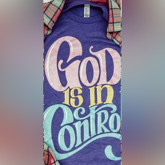 God Is In Control Tshirt - Picture 2 of 7